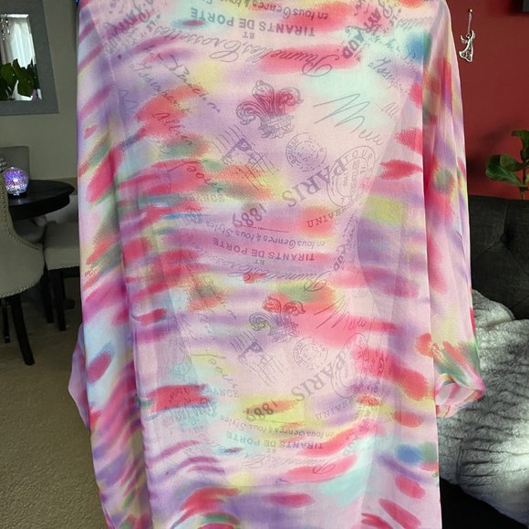 Beautiful batwing top :-) - Picture 3 of 3